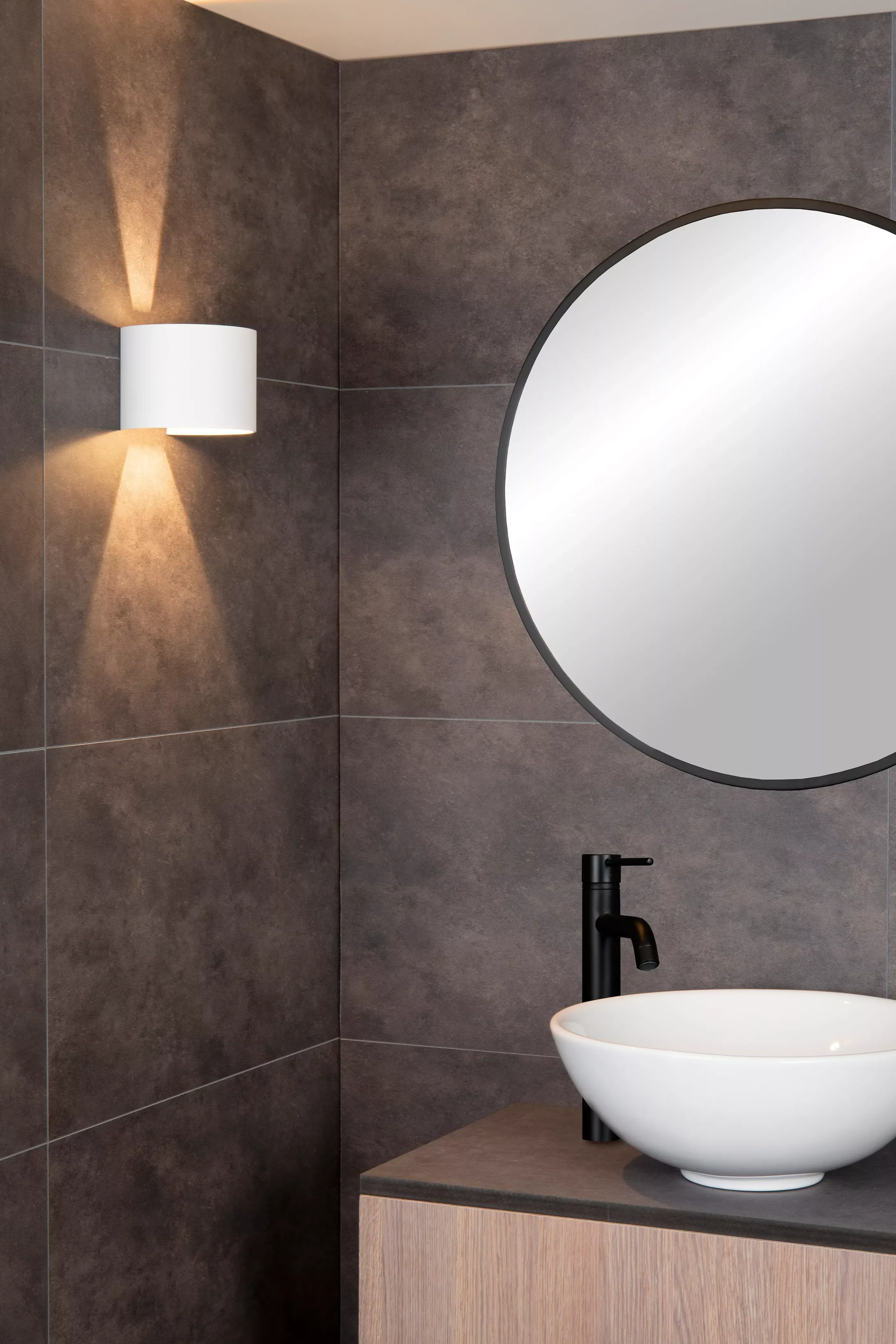 Hot AXI - Wandspot / Wandlamp Badkamer - LED - 2x3,5W 2700K - IP54 - Verstelbare stralingshoek - Wit Wandverlichting
